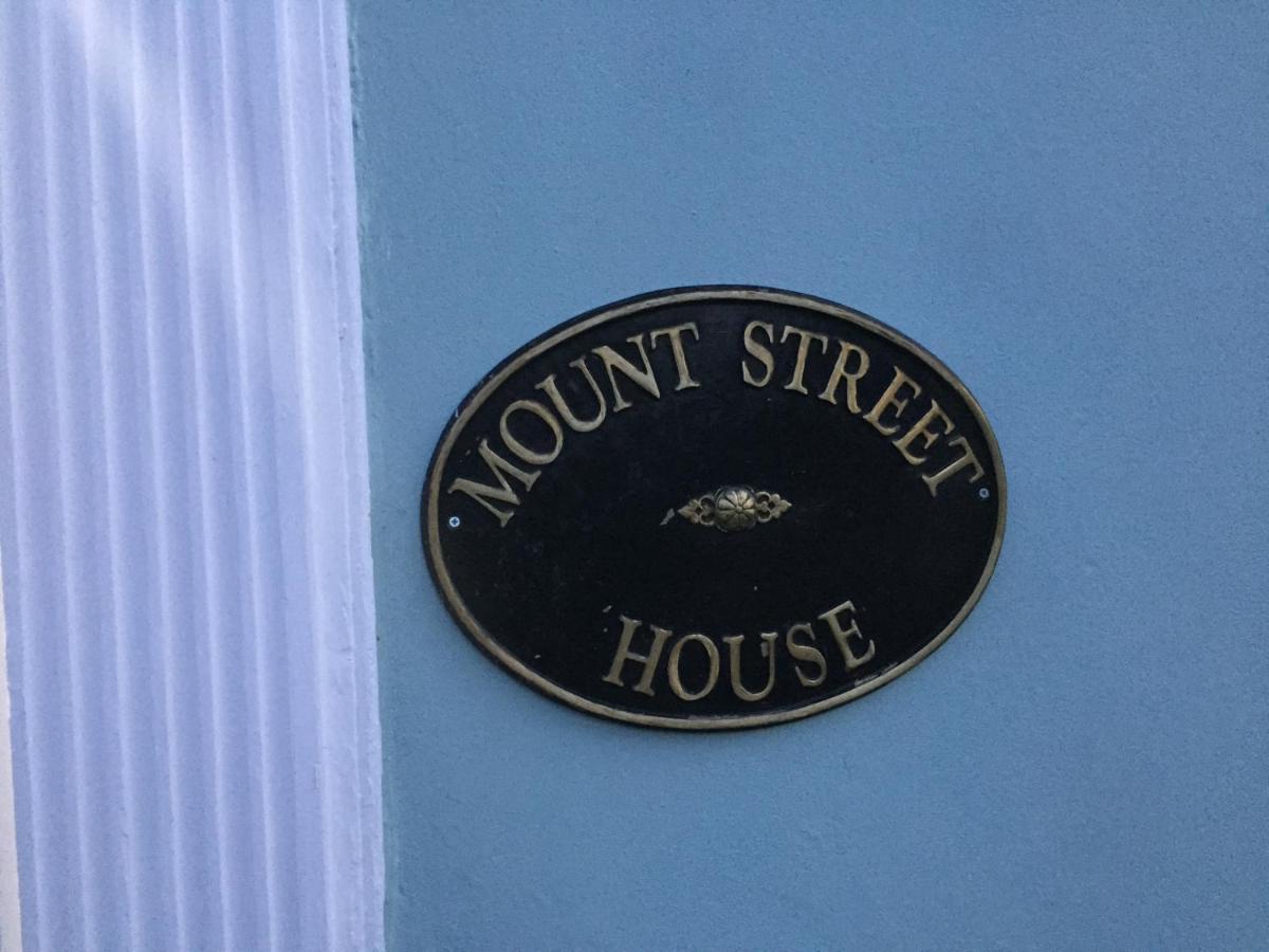 Bed and Breakfast Mount Street House Brecon Exterior foto